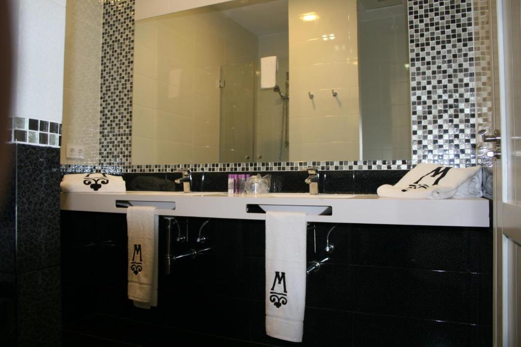 La Casa Del Medico Hotel Boutique Вильянуэва-де-Кордова Номер фото